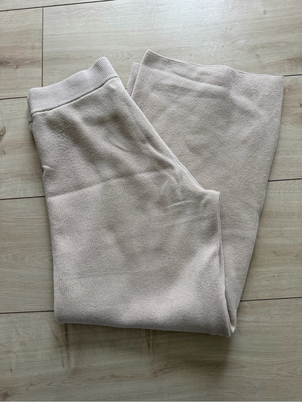Rachel Zoe Beige Wide-Leg Knit Pants Set - Picture 7 of 7